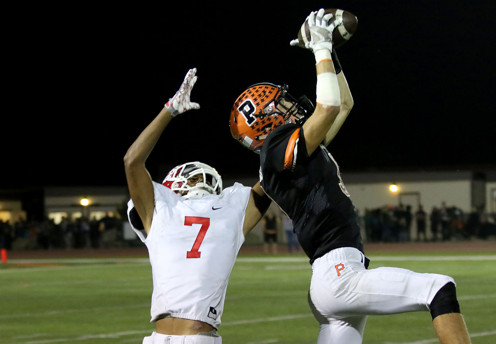 092917 SYHS vs SMHS fb 02.jpg